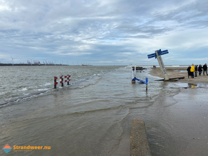 Noorderpier Hoek van Holland gaat dicht