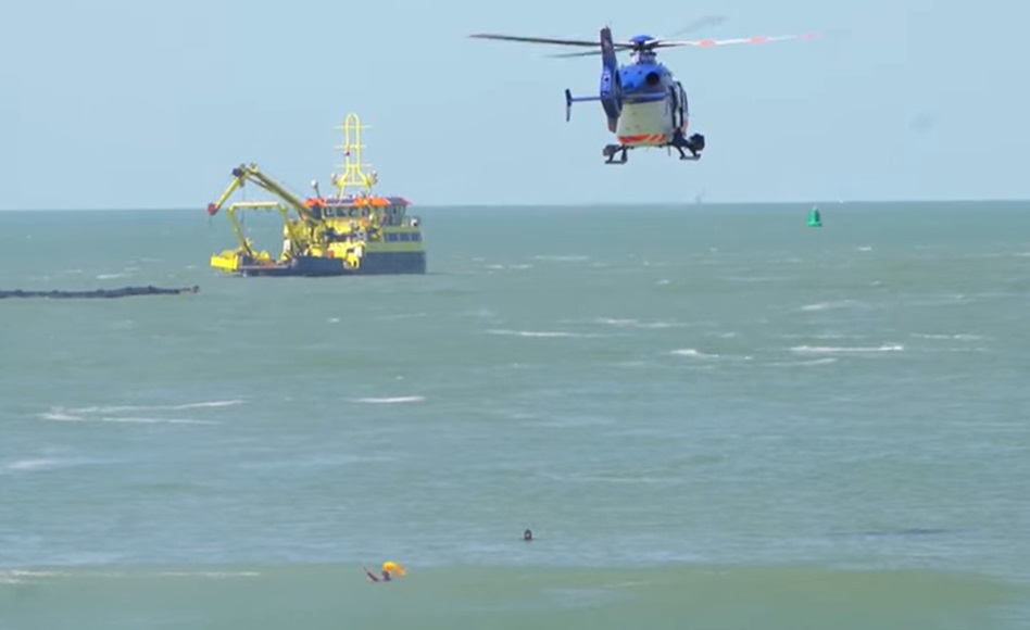 Kitesurfer gered bij Maasvlakte, mede door rescue stick