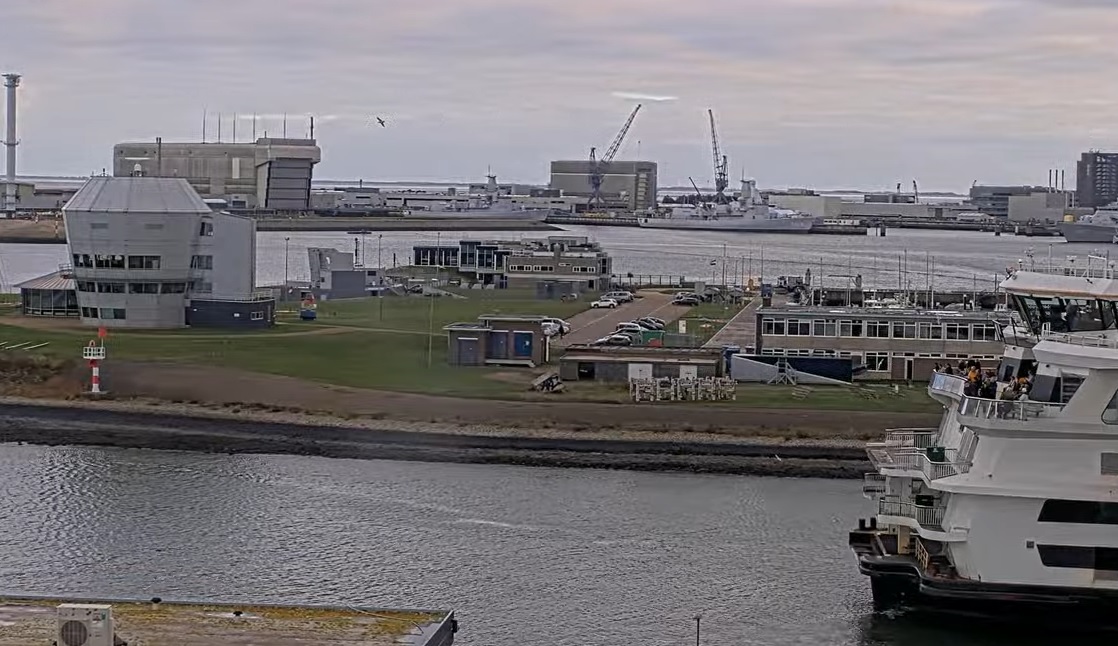 Hijskabels bij veerhavens Texel en Den Helder vervangen 