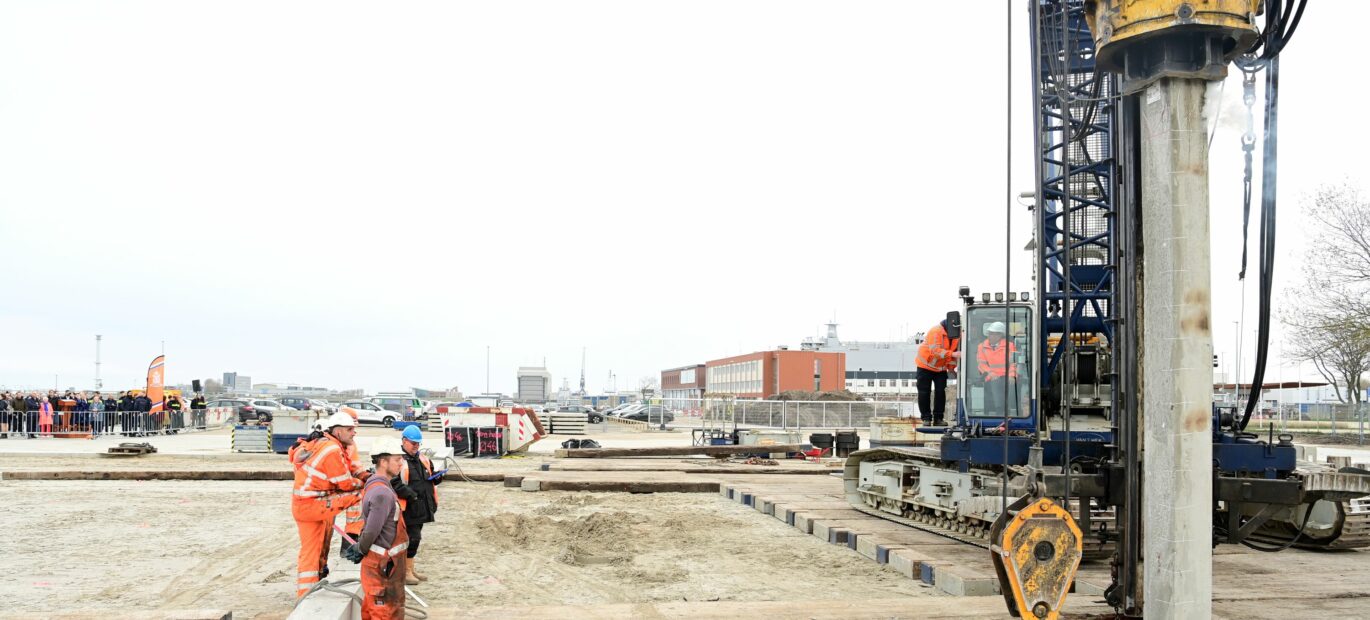 Nieuwbouw Kustwacht feestelijk van start