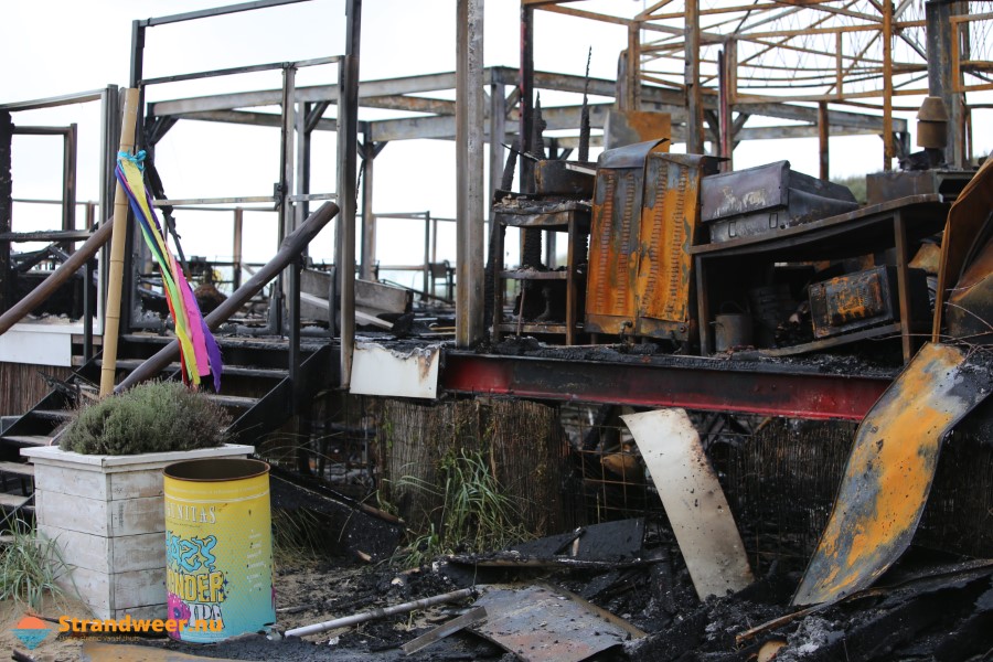 Grote brand beachclub 't Gorsje; de dag erna