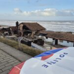 Brand in leegstaand strandpaviljoen Zandvoort