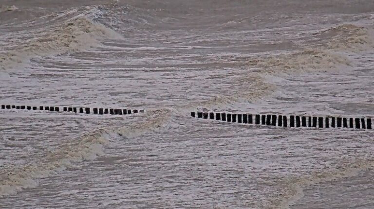 Storm Floriane trekt over Nederland